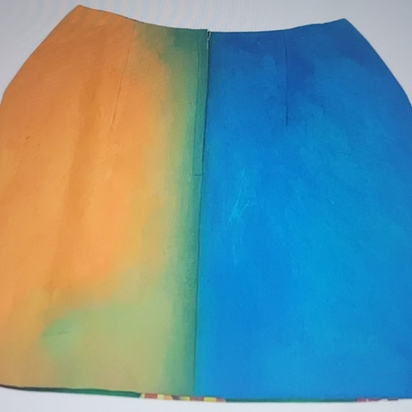 One of a kind painted skirt - Picture 3 of 3